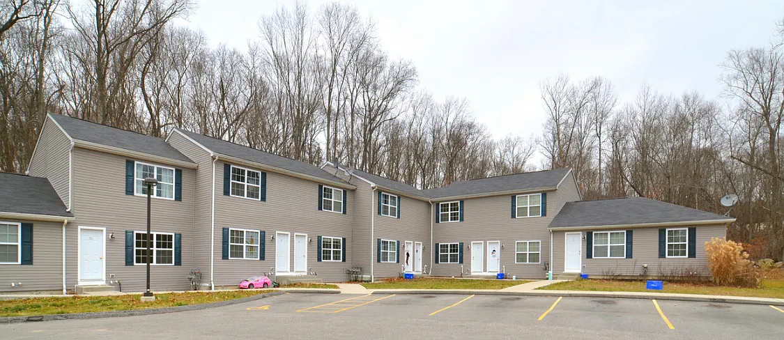 2 bed, $1,950 — Photo 1