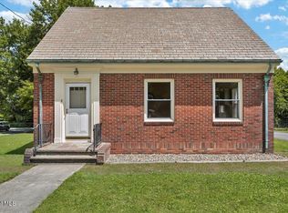 4 Russell Ave, Ravena, NY 12143