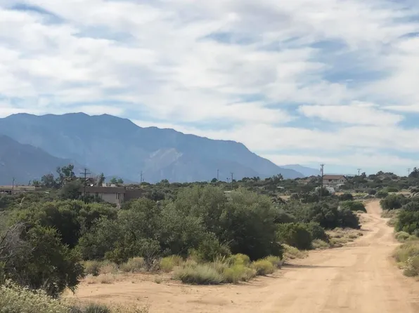 15 Jeraboa Rd, Mountain Center, CA 92561