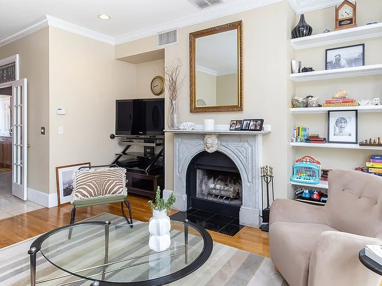 17 Dartmouth St #3 — Photo 4