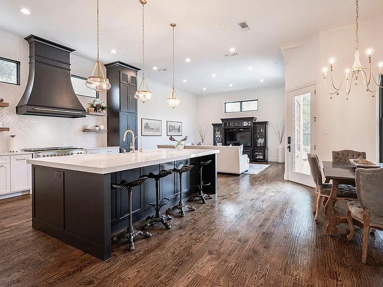 1824 Broken Bend Dr — Photo 9