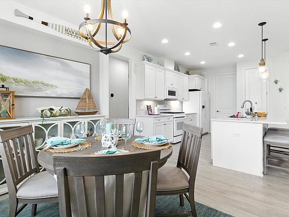 5th image of 65 Sandbar Ln