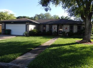 205 Chesapeake Ave, Victoria, TX 77904