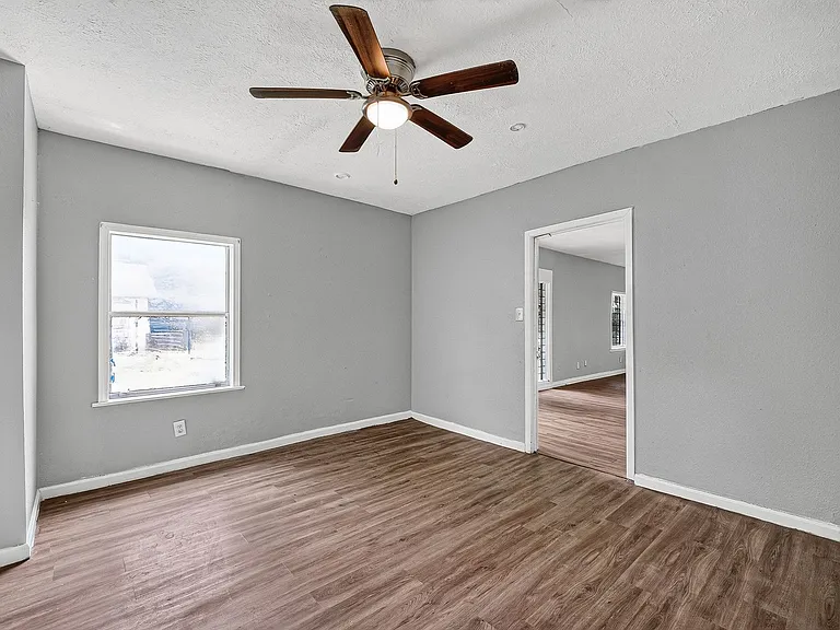 4118 Sunflower St — Photo 19