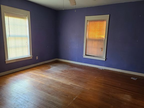 5th image of 1910 N Parkway St