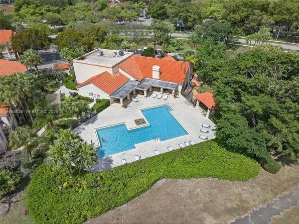 3400 Pinewalk Dr N APT 923, Pompano Beach, FL 33063