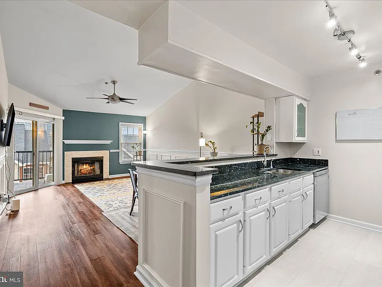 3311 Wyndham Cir #4200 — Photo 4
