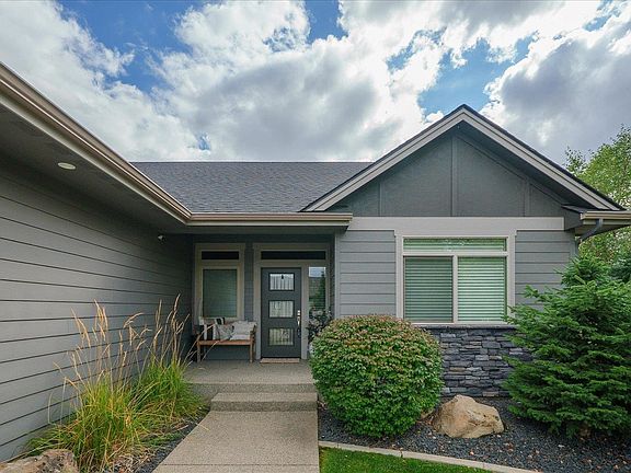 2nd image of 905 W Basalt Ridge Dr