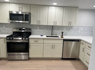 90 Athol Ave UNIT 1B, Oakland, CA 94606