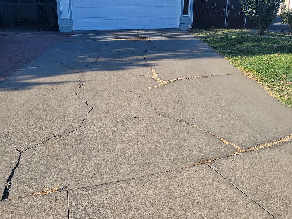 1st image of 4824 Greensboro Way