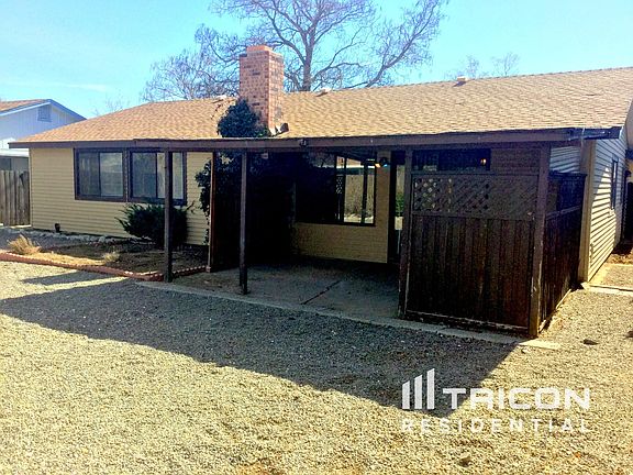 5th image of 782 Glen Molly Dr
