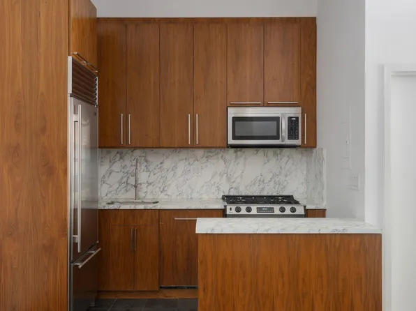 39 East 12th Street image 6 of 13