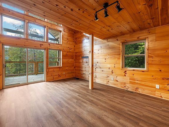 17th image of this home