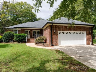 8282 Scarlet Oak Ct, Harrisburg, NC, 28075