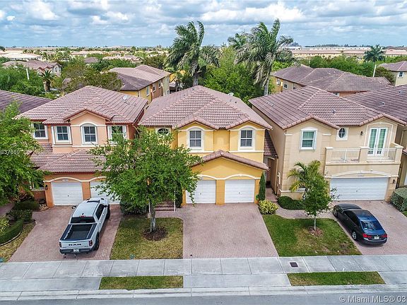 4th image of 11437 NW 83rd Way