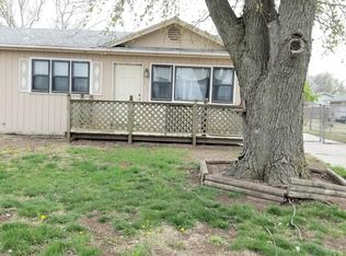2401 W 32nd St S, Wichita, KS 67217