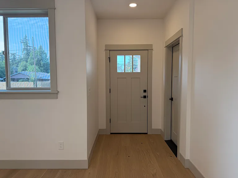 8712 SE Clatsop St — Photo 3