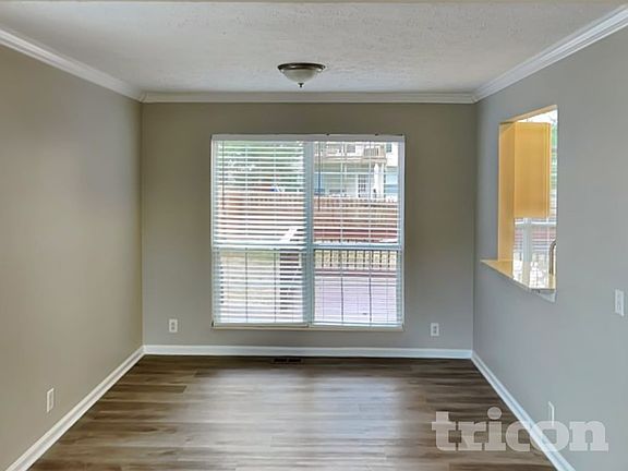 4th image of 716 Hallcrest Ct