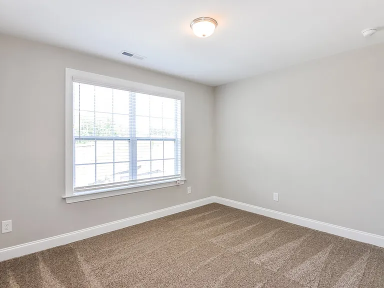 24 W Falcon St — Photo 14