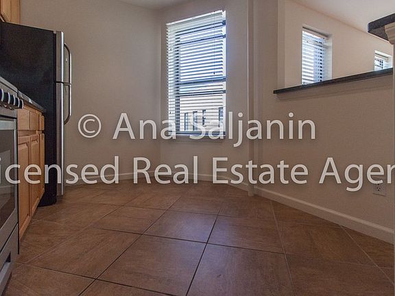 5th image of 3548 35th St #4A