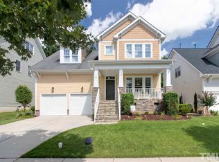 429 Edgepine Dr, Holly Springs, NC 27540