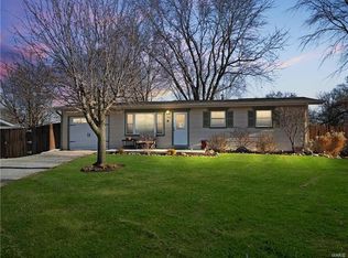 218 Oakridge Ln, Lake Saint Louis, MO 63367