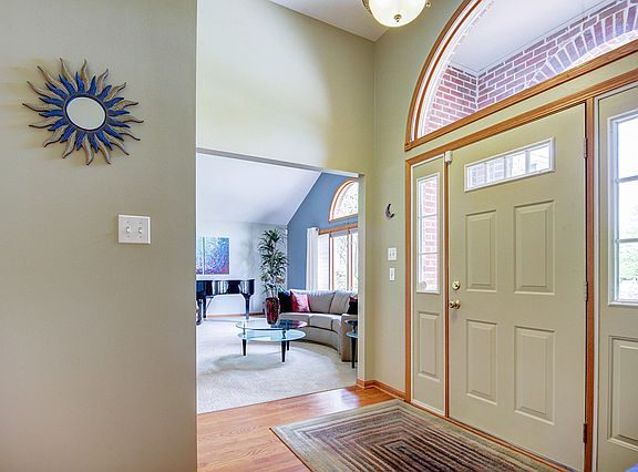 3rd image of 10790 Palos West Dr