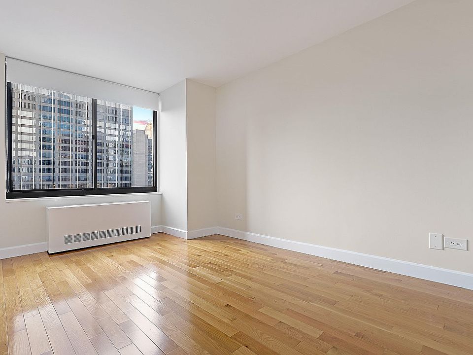 1st image of 235 W 48th St APT 31A