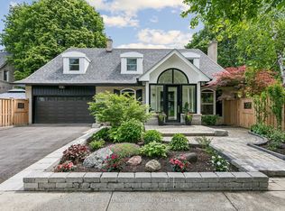 35 Shadwick Dr, Toronto, ON M9R 2V6