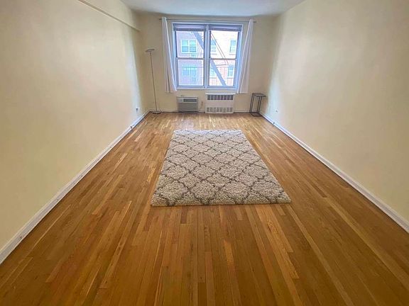 3rd image of 71-40 112th St #311