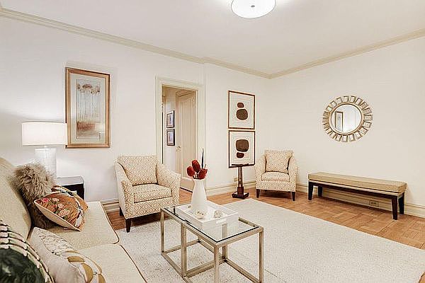 1st image of 152 W 58th St APT 2B