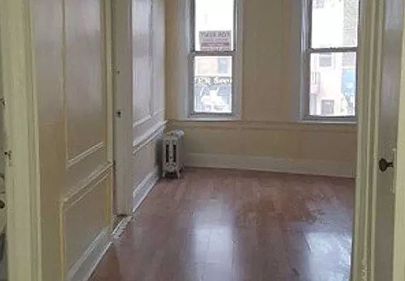 4th image of 94-10 Astoria Blvd #3