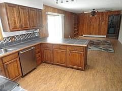4th image of 2704 Caribbean Dr