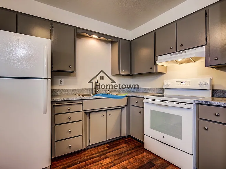 110 E Borah Ave — Photo 9
