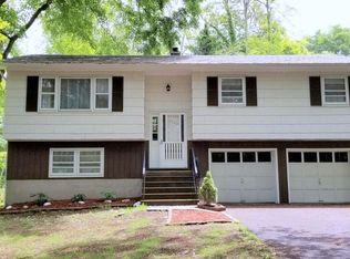 3684 Sagamore Ave, Mohegan Lake, NY 10547