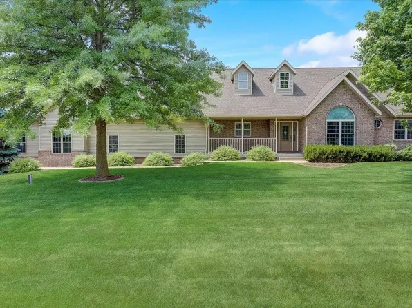 6233 Templeton Terrace, Sun Prairie, WI 53590