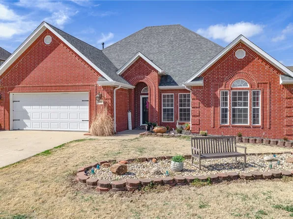 265 S Greenfield Ave, Farmington, AR 72730