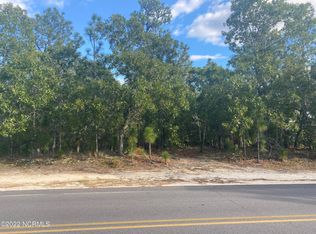 207 Longleaf Dr, West End, NC 27376