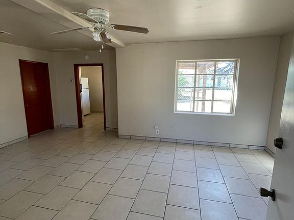5th image of 1-1312 S Martin Ln #1