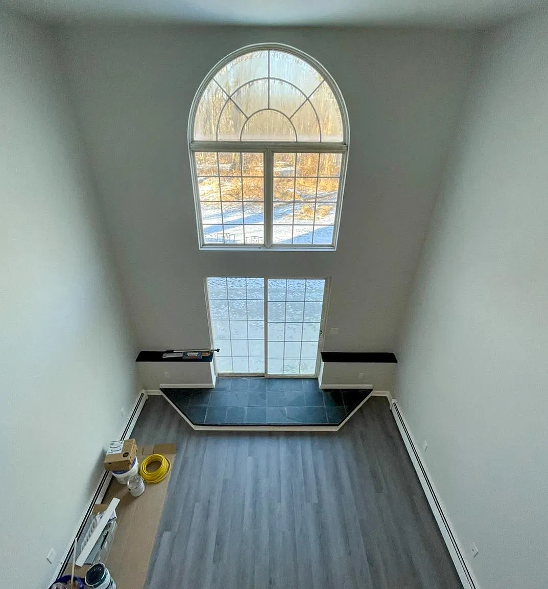 1708 Lower Rocky Dale Rd — Photo 3