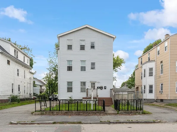 42 Houghton St, Worcester, MA 01604