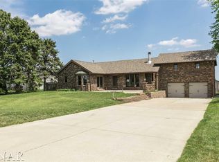 2826 Pipeline Rd, Towanda, IL 61776