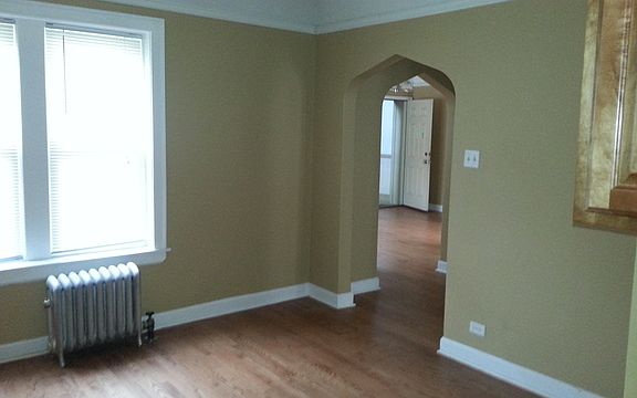 3rd image of 4448 W Gunnison St #1-C