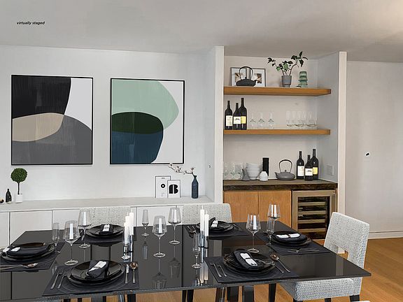 3rd image of 15 W 53rd St #25B
