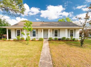 1116 Leycester Dr, Baton Rouge, LA 70808