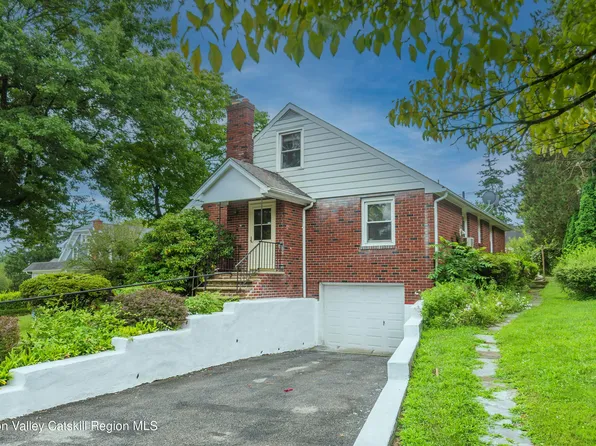 2 W College Avenue, Poughkeepsie, NY 12601
