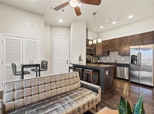 2940 Baltimore Ave APT 1001, Kansas City, MO 64108