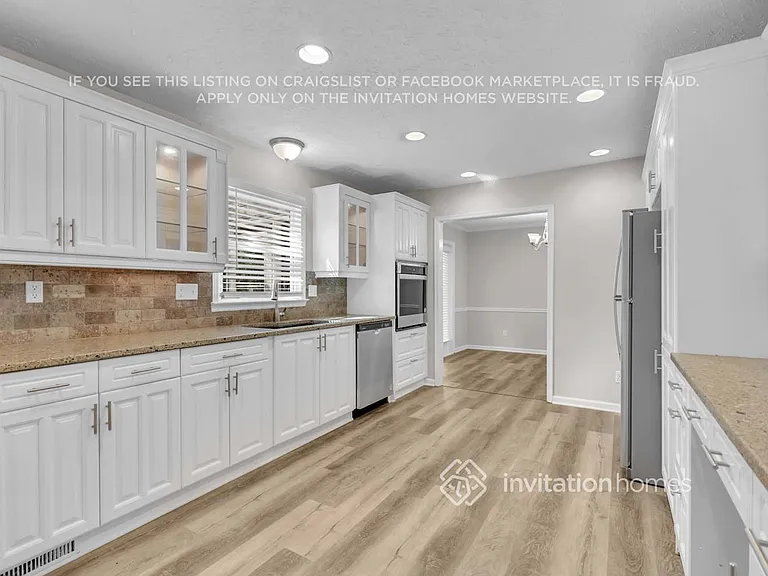 4877 Hawk Trl NE — Photo 8