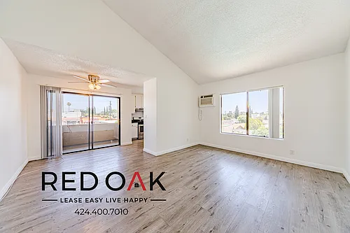 8614 Woodley Ave #315 Photo 1