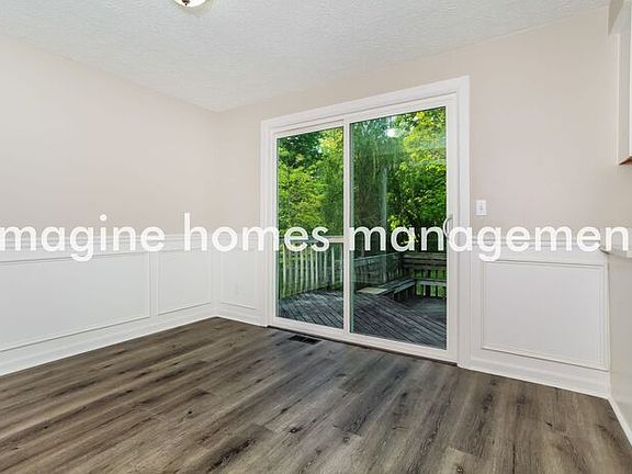 4th image of 1185 Anthony Ln